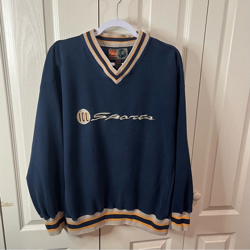 IOU Sports Men’s Sweatshirt